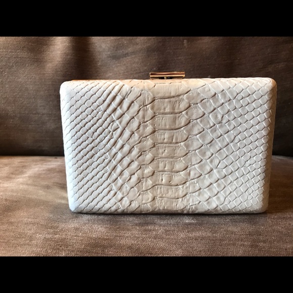 Banana Republic Handbags - Banana Republic white clutch
